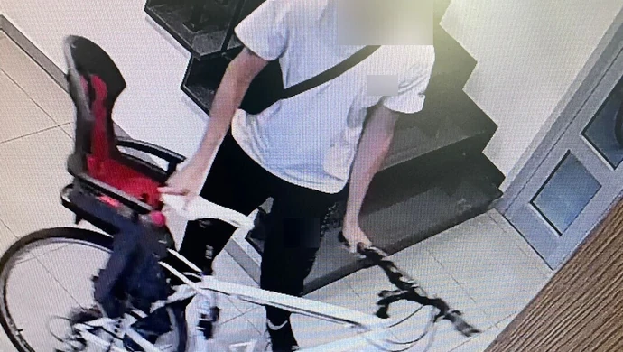 "Skok" na rowery podczas przepustki