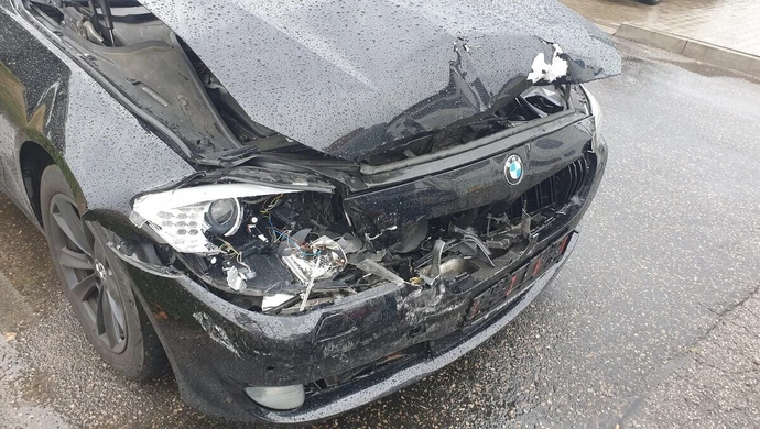 Zderzenie toyoty i BMW na Sikorskiego