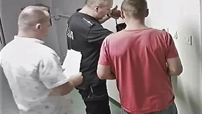 Podpalił busa, bo za dużo wypił