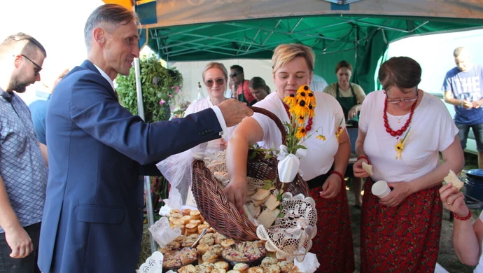 Dożynki i Aleksandrowski Festiwal Dźwięków, Smaku i Tradycji [ZDJĘCIA]