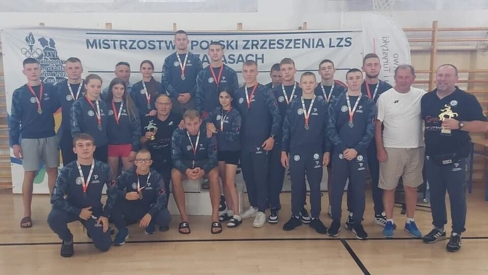 Piotrkowscy zapaśnicy wrócili z workiem medali z Mistrzostw Polski