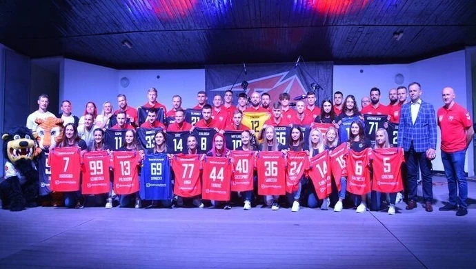 Piotrkowskie drużyny oficjalnie zaprezentowały swoje składy