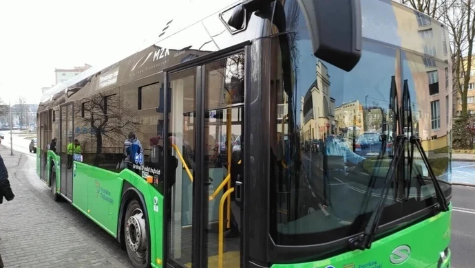 "Ósemka" zmieniła trasę