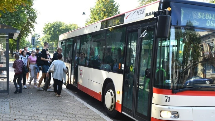 Mieszkańcy Piotrkowa pojechali darmową komunikacją