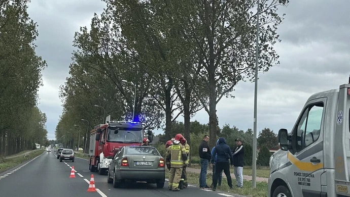 Zderzenie dwóch samochodów na Łódzkiej