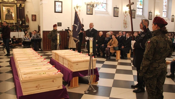 Ofiary niemieckiej zbrodni uroczyście pochowane po 83 latach