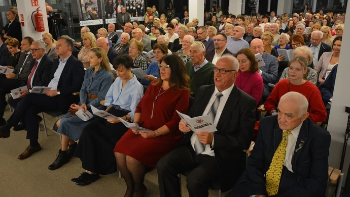 Śpiewające rozpoczęcie obchodów [ZDJĘCIA i FILMY]