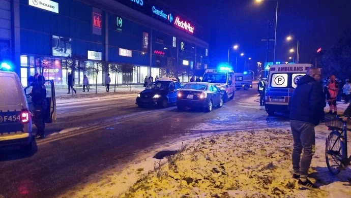 Potrącił dwie nastolatki na pasach przy Focusie