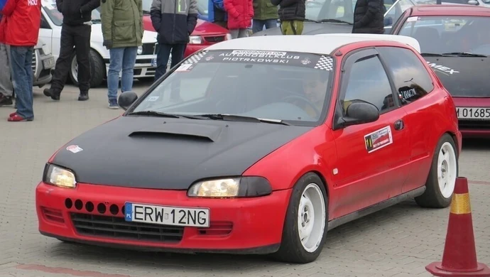 Motoryzacyjne emocje w Moszczenicy