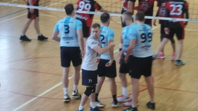 Lider nadal bez porażki