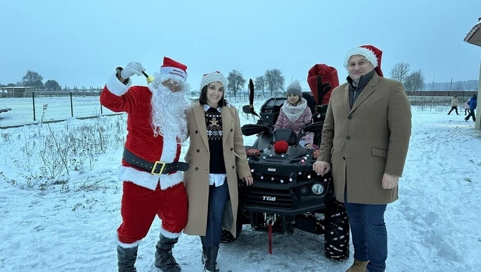 Z świętym mikołajem podsumowali konkurs