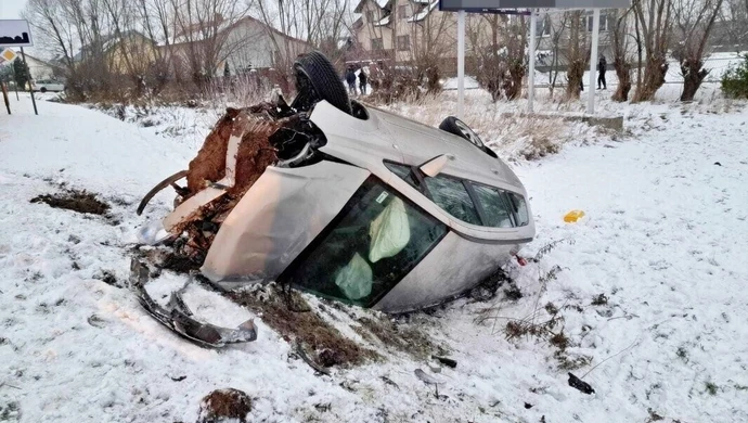 Pijany dachował przy drodze wojewódzkiej