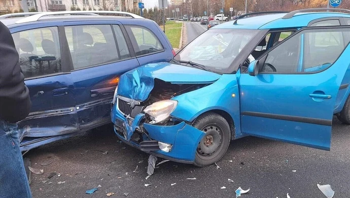 Zderzenie "osobówek" w Piotrkowie