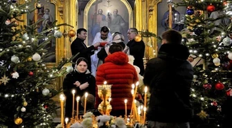 Prawosławni świętują Boże Narodzenie. Nabożeństwa w piotrkowskiej cerkwi [zdjęcia]