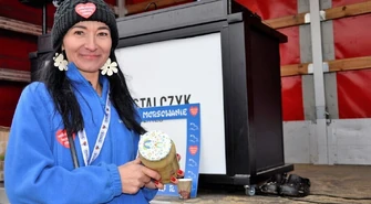 Żurek za 150 zł? To możliwe! Morsy wspierają WOŚP (ZDJĘCIA)