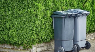 16 złotych za śmieci? Tyle płacą tuż za granicą Piotrkowa