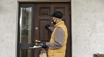 Urząd ostrzega. Uważajcie na oszustów!