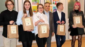 Pokazali jak świadomie korzystać z "sieci"