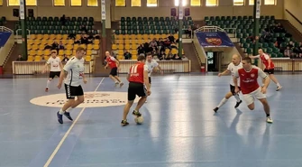 W  meczu na szczycie znów lepszy Barwil-Omega