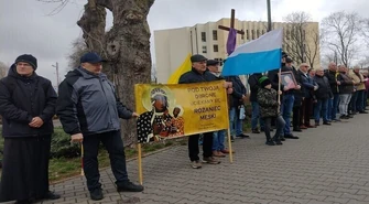 Piotrkowski Męski Różaniec ze św. Janem Pawłem II