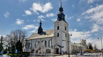 Jak to z Klasztorem Bernardynów w Piotrkowie bywało