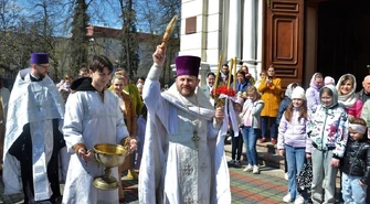 Wierni prawosławni świętują Wielkanoc [ZDJĘCIA]