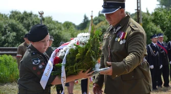 Upamiętnili bohaterów akcji pod Czarnocinem [ZDJĘCIA]