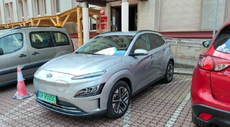 Urząd Miasta wzbogacił się o dwa nowe samochody