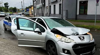 Kierowcy skończyli podróż na słupach