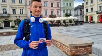 Biegnie przez Polskę, by pokonać SMA