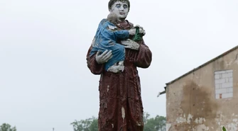 Konserwatorzy figury św. Antoniego poszukują archiwalnych materiałów