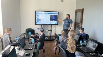 Poznaj sztuczną inteligencję podczas warsztatów Koduj z Gigantami