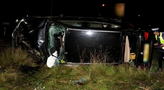 Przeleciał nad rondem i dachował (AKTUALIZACJA)