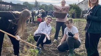 Z motyką na... ziemniaki [ZDJĘCIA]