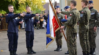 Klasy mundurowe ślubowały [ZDJĘCIA]