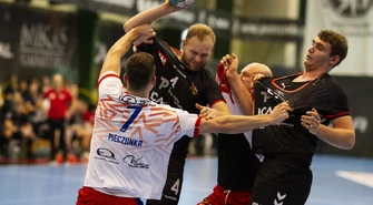 Piłkarze ręczni Piotrkowianina wygrywają ważny mecz