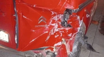 Zderzenie dwóch samochodów na A1