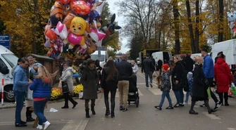 Ruch przy cmentarzach wciąż ograniczony