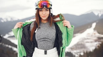 Modowy must have na zimowy wyjazd w góry