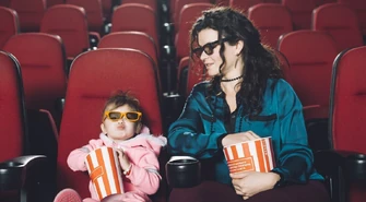 Mikołajki z kinem Helios