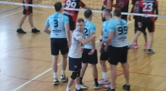 Lider nadal bez porażki