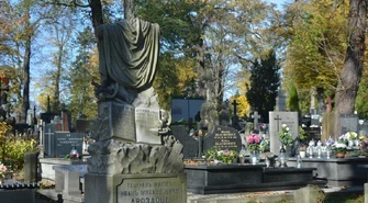 O wyjątkowym pomniku na piotrkowskim cmentarzu