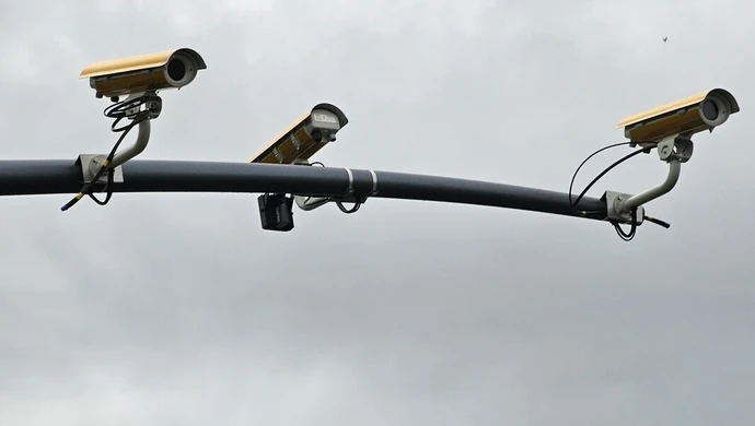 Czujne oko kamery. Posypały się setki mandatów