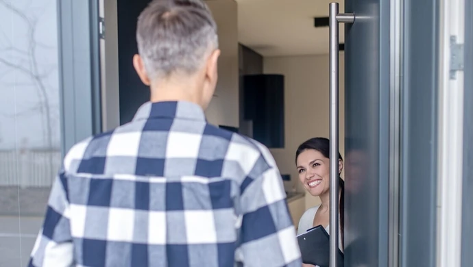 Uwaga na oszustów! Podszywają się pod pracowników urzędu