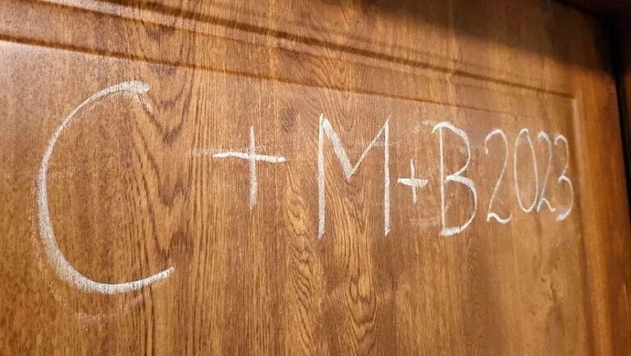 Święto Trzech Króli. Jak oznaczyć drzwi domu?