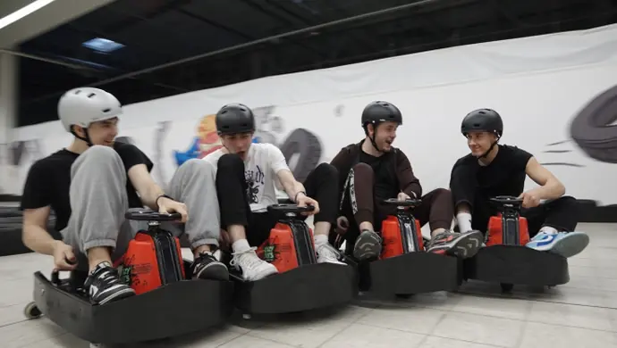 Driftujące gokardy w Focus Mall w Piotrkowie