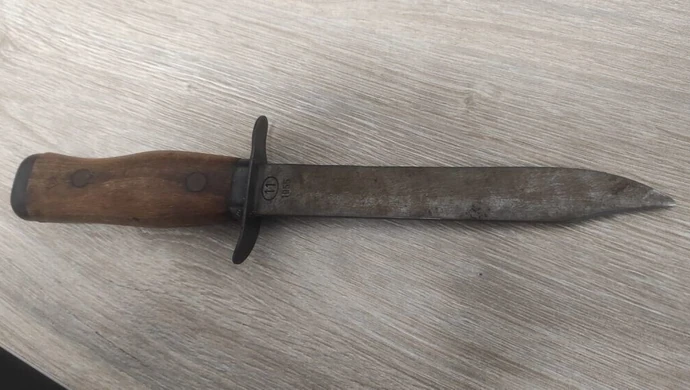 Konflikt chciał rozwiązać nożem. 75-latek usłyszał zarzuty