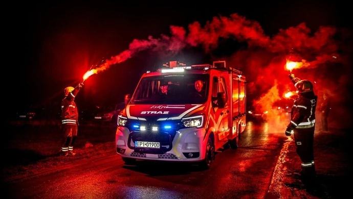 Będzie bezpieczniej. Strażacy mają nowy wóz