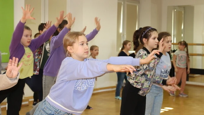 Kolorowe ferie w OEA MOK