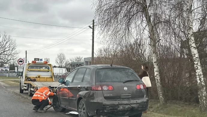 Wypadek na Wojska Polskiego. Dwoje dzieci trafiło do szpitala
